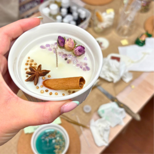 Taller de Velas con Intención & Ritual de Gratitud