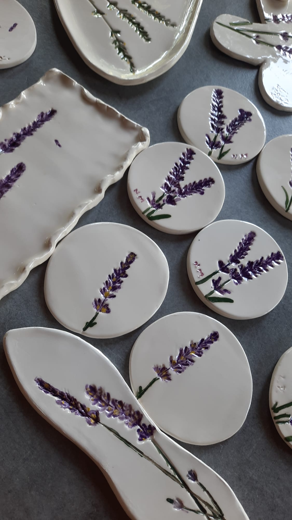 Taller cerámica, crea tu propio plato o bandeja de cerámica - Imagen 3